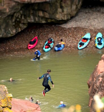 Arbroath Cliff Tours - kayaking, walking and swimming tours of the Arbroath cliffs