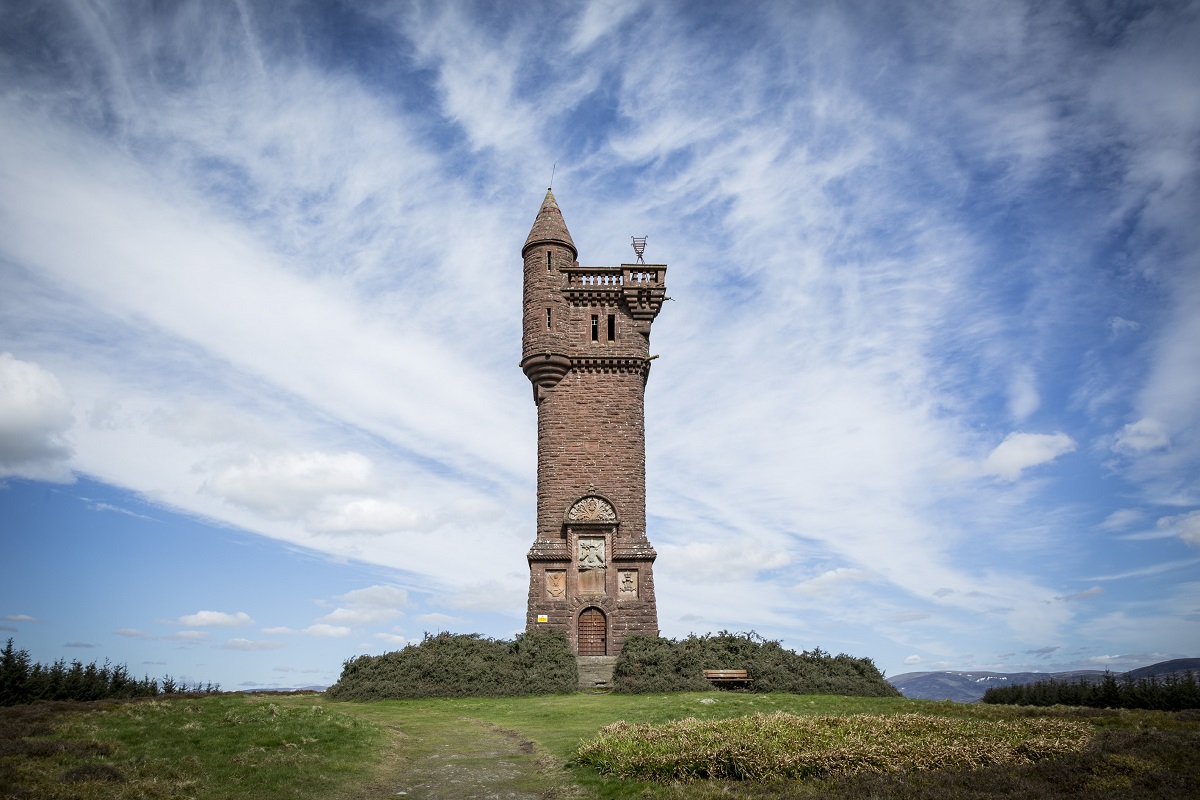 Airlie Monument, near Kirriemuir
