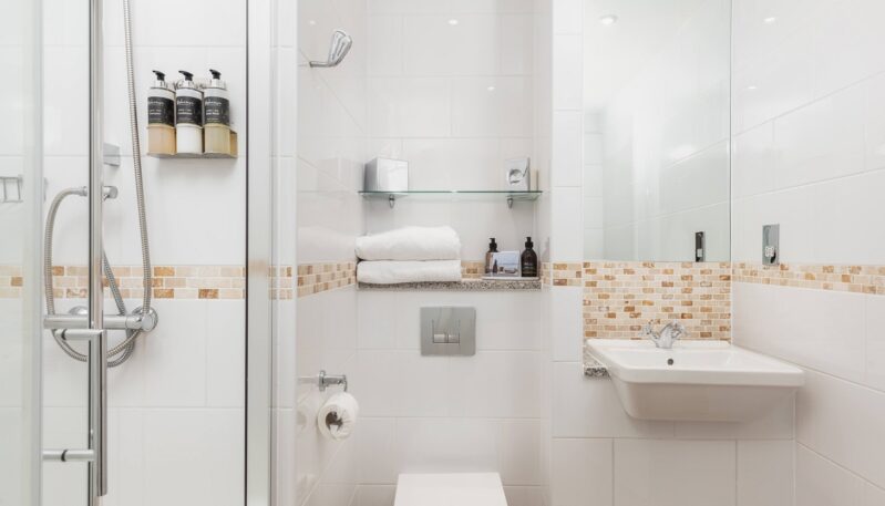 Bathroom at Carnoustie Golf Hotel