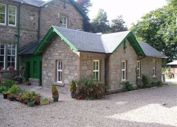 Exterior view of Courtyard Cottage near Forfar