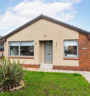 Exterior view of Ellaburn, Carnoustie