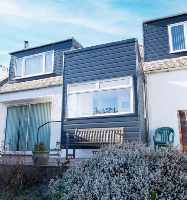 Exterior view of The Albatross in Carnoustie